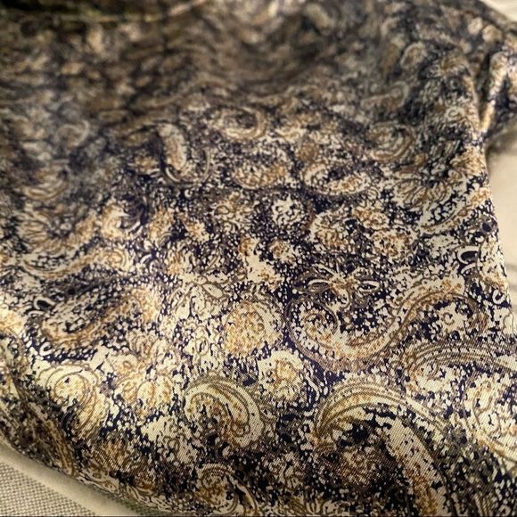 vtg 80s•satin blouse with high ruffled neck - Picture 10 of 10